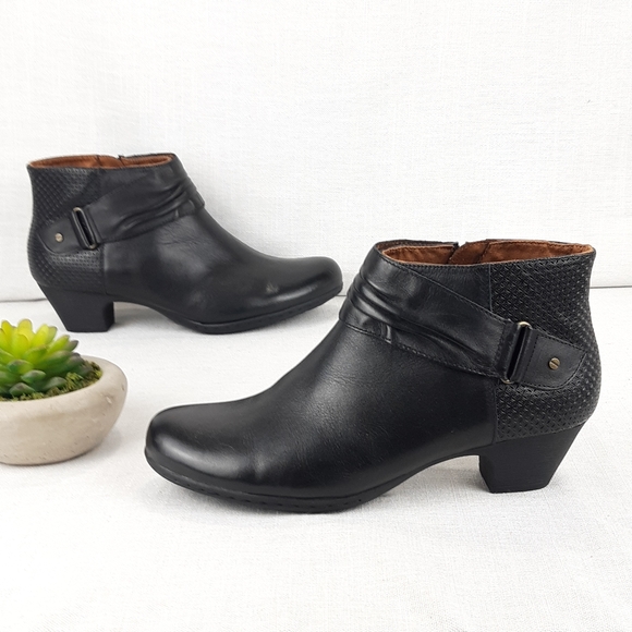 ROCKPORT BRYNN BOOTIES - Picture 8 of 16